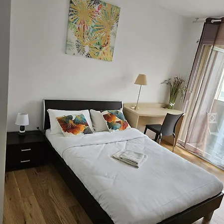 Apartment Le Tolstoi Chic